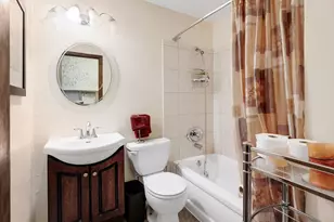 6 Ridgewood Rd, Elk Grove Village, IL 60007 - Photo 14