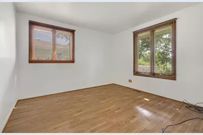 1086 Hickory Lane, Elk Grove Village, IL 60007 - Photo 14