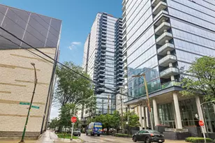 860 W Blackhawk St, Chicago, IL 60642 - Photo 1