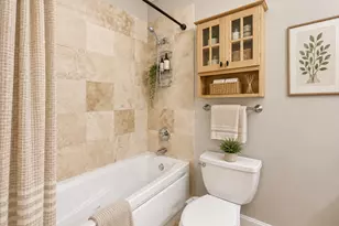 2455 W Arthington St, Chicago, IL 60612 - Photo 10