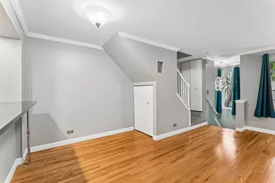 95 N Macgillis Drive, Round Lake, IL 60073 - Photo 8