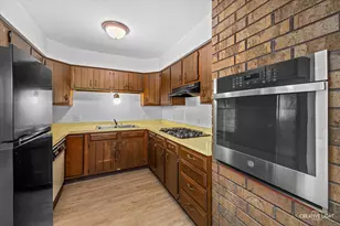8N486 Thomas Rd, Hampshire, IL 60140 - Photo 6