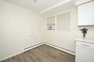 2402 N 76th Ct, Elmwood Park, IL 60707 - Photo 14