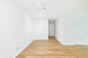 9514 W Lawrence Ave, Schiller Park, IL 60176 - Photo 12