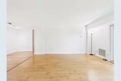 9514 W Lawrence Avenue #2406, Schiller Park, IL 60176 - Photo 4
