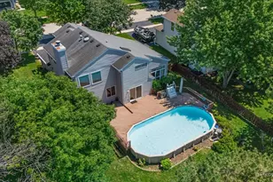 1173 Moonstone Run, Lake in the Hills, IL 60156 - Photo 44