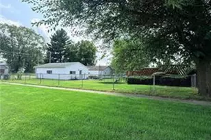 701 W Washington St, Hoopeston, IL 60942 - Photo 12