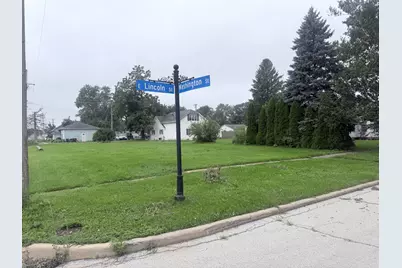 304 Washington Street, Peotone, IL 60468 - Photo 2