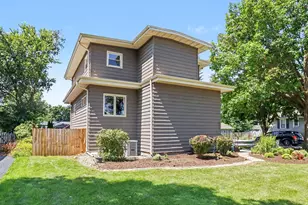 150 S Pick Ave, Elmhurst, IL 60126 - Photo 18