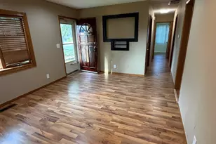 415 Krause Ave, Streamwood, IL 60107 - Photo 2