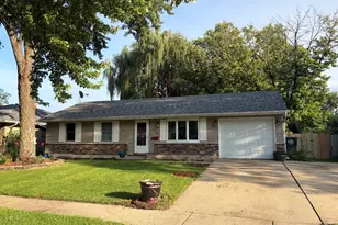 415 Krause Ave, Streamwood, IL 60107 - Photo 16