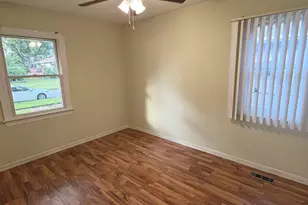 415 Krause Ave, Streamwood, IL 60107 - Photo 10