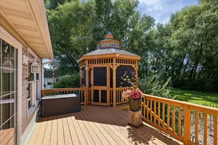 21157 Balk Ln, Fulton, IL 61252 - Photo 10