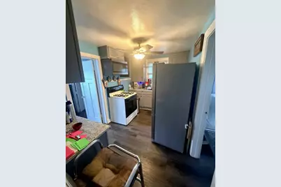 8041 S Woodlawn Avenue, Chicago, IL 60619 - Photo 10