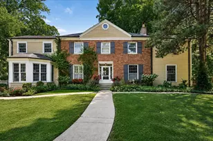 874 Boal Pkwy, Winnetka, IL 60093 - Photo 1