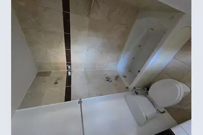 1711 W Jarvis Avenue #201, Chicago, IL 60626 - Photo 8