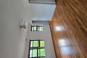 1711 W Jarvis Ave, Chicago, IL 60626 - Photo 6