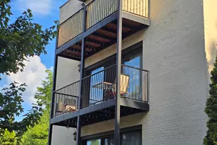 1711 W Jarvis Ave, Chicago, IL 60626 - Photo 2