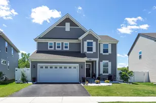 321 S Pointe Ave, South Elgin, IL 60177 - Photo 1