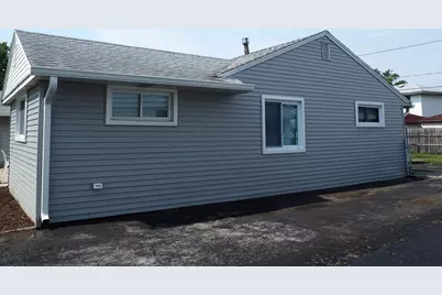 8808 Corcoran Road, Hometown, IL 60456 - Photo 4