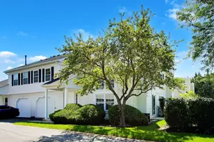 509 East Ave, Streamwood, IL 60107 - Photo 1