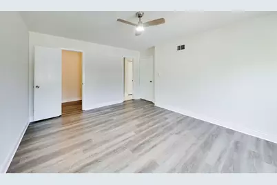 509 East Avenue, Streamwood, IL 60107 - Photo 14