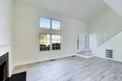 509 East Avenue, Streamwood, IL 60107 - Photo 4