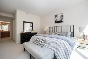 160 E Illinois St, Chicago, IL 60611 - Photo 8