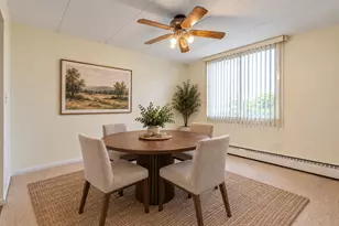 225 S Rohlwing Rd, Palatine, IL 60074 - Photo 14