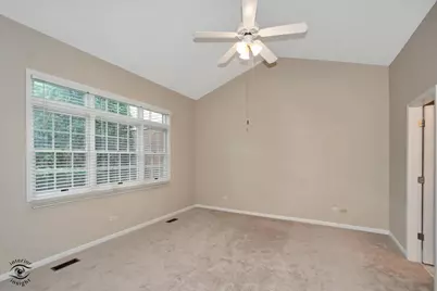 8641 Pearson Drive, Darien, IL 60561 - Photo 12