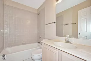 8641 Pearson Dr, Darien, IL 60561 - Photo 24