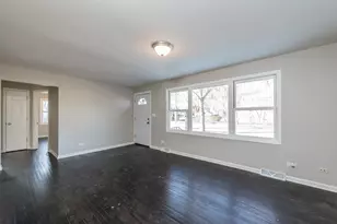 821 12th St, North Chicago, IL 60064 - Photo 6
