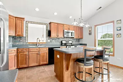 624 Kresswood Drive #D, McHenry, IL 60050 - Photo 4