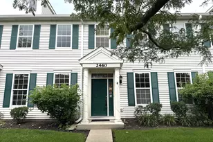 2460 Georgetown Cir, Aurora, IL 60503 - Photo 2