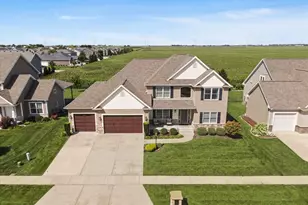 1909 Savanna Dr, Champaign, IL 61822 - Photo 8