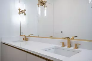 2254 W Chicago Ave, Chicago, IL 60622 - Photo 22