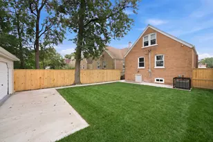 433 W 100th St, Chicago, IL 60628 - Photo 36