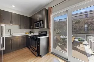 1737 W Division St, Chicago, IL 60622 - Photo 8