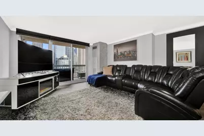 545 N Dearborn Street #W2108, Chicago, IL 60654 - Photo 4