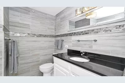 545 N Dearborn Street #W2108, Chicago, IL 60654 - Photo 12