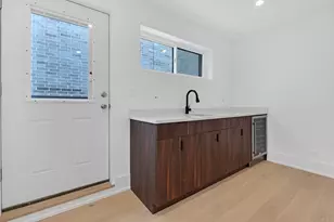 505 W Elm Ave, Chicago, IL 60610 - Photo 34