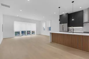 505 W Elm Ave, Chicago, IL 60610 - Photo 52