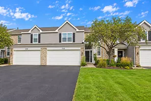 700 Savannah Ln, Crystal Lake, IL 60014 - Photo 1