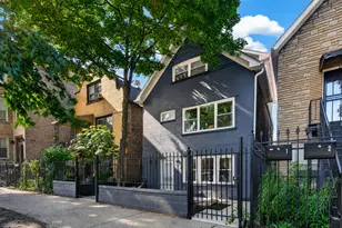 2534 W Haddon Ave, Chicago, IL 60622 - Photo 1