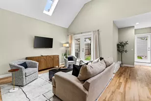 2534 W Haddon Ave, Chicago, IL 60622 - Photo 12