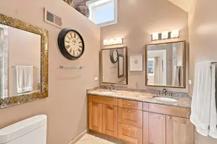 2130 W Irving Park Rd, Chicago, IL 60618 - Photo 14