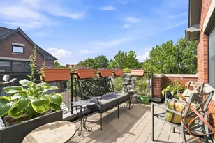 2130 W Irving Park Rd, Chicago, IL 60618 - Photo 16