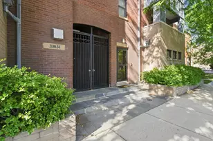2130 W Irving Park Rd, Chicago, IL 60618 - Photo 24