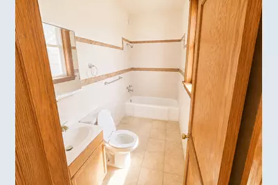 1946 N Kimball Avenue #2, Chicago, IL 60647 - Photo 6