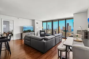 225 N Columbus Dr, Chicago, IL 60601 - Photo 8